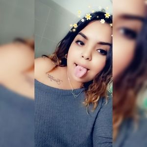 Meet your Posher, Gloria